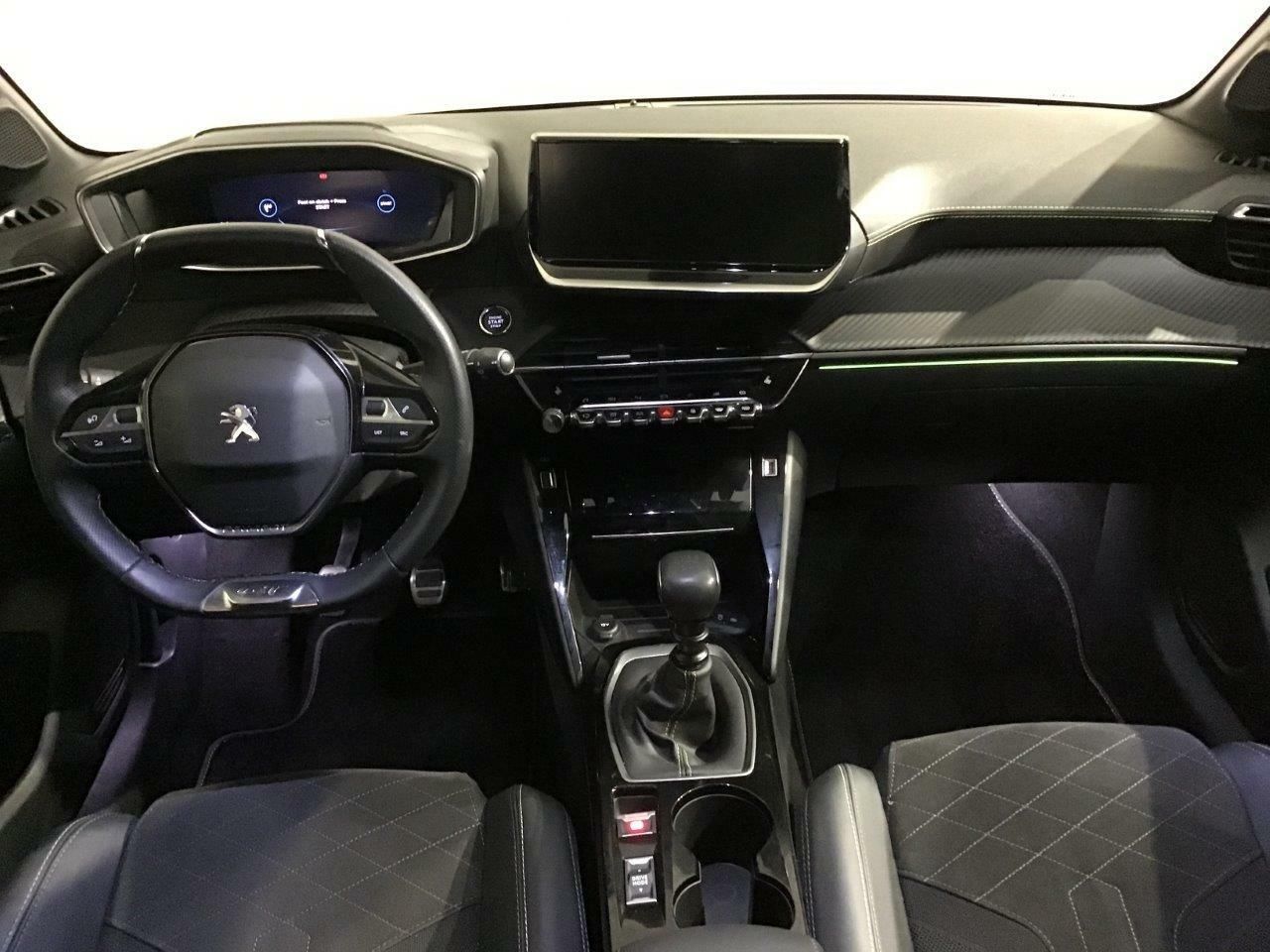 peugeot 208 2022 / foto grande (3)