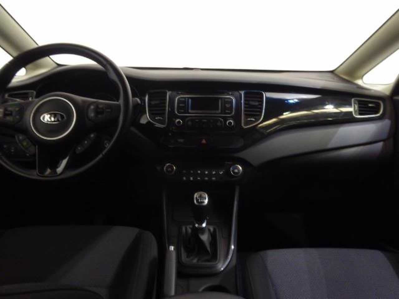 kia carens 2016 / foto grande (2)