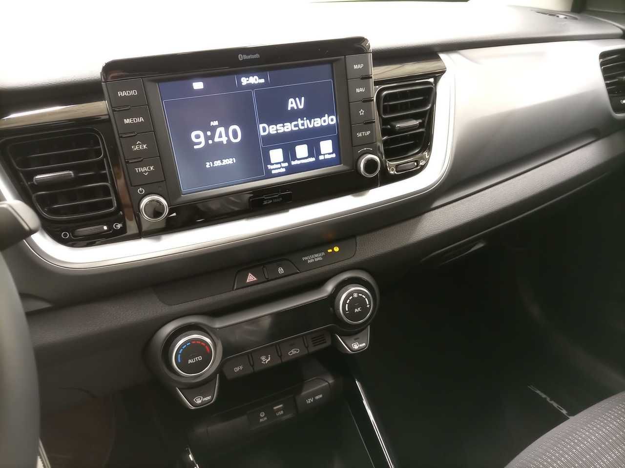 kia stonic 2020 / foto grande (2)
