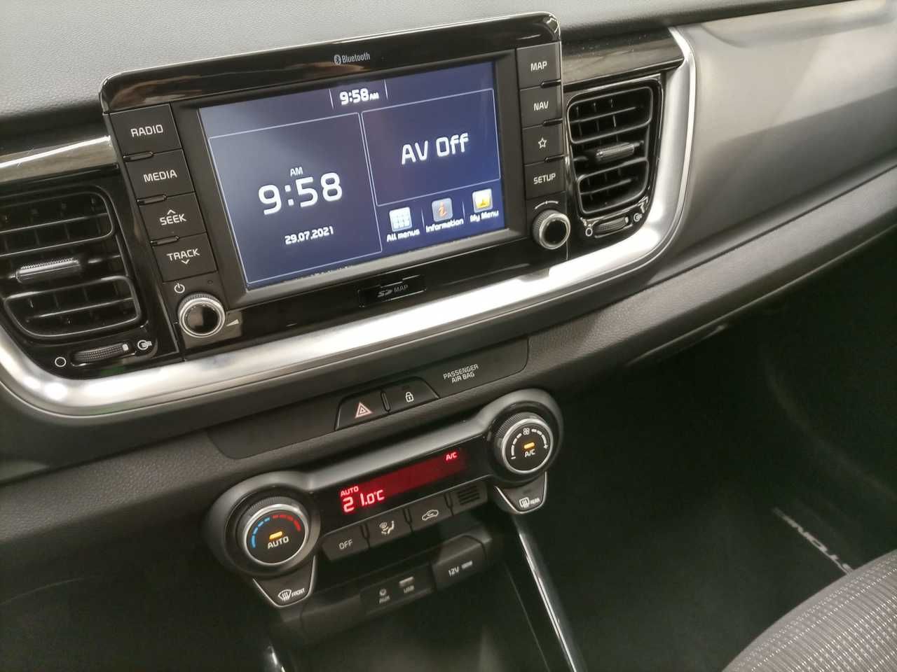 kia stonic 2020 / foto grande (2)