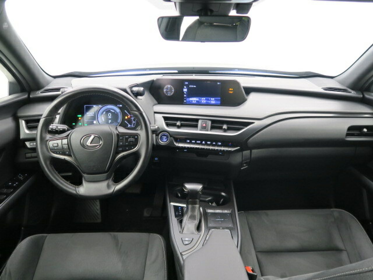 lexus ux 2021 / foto grande (3)