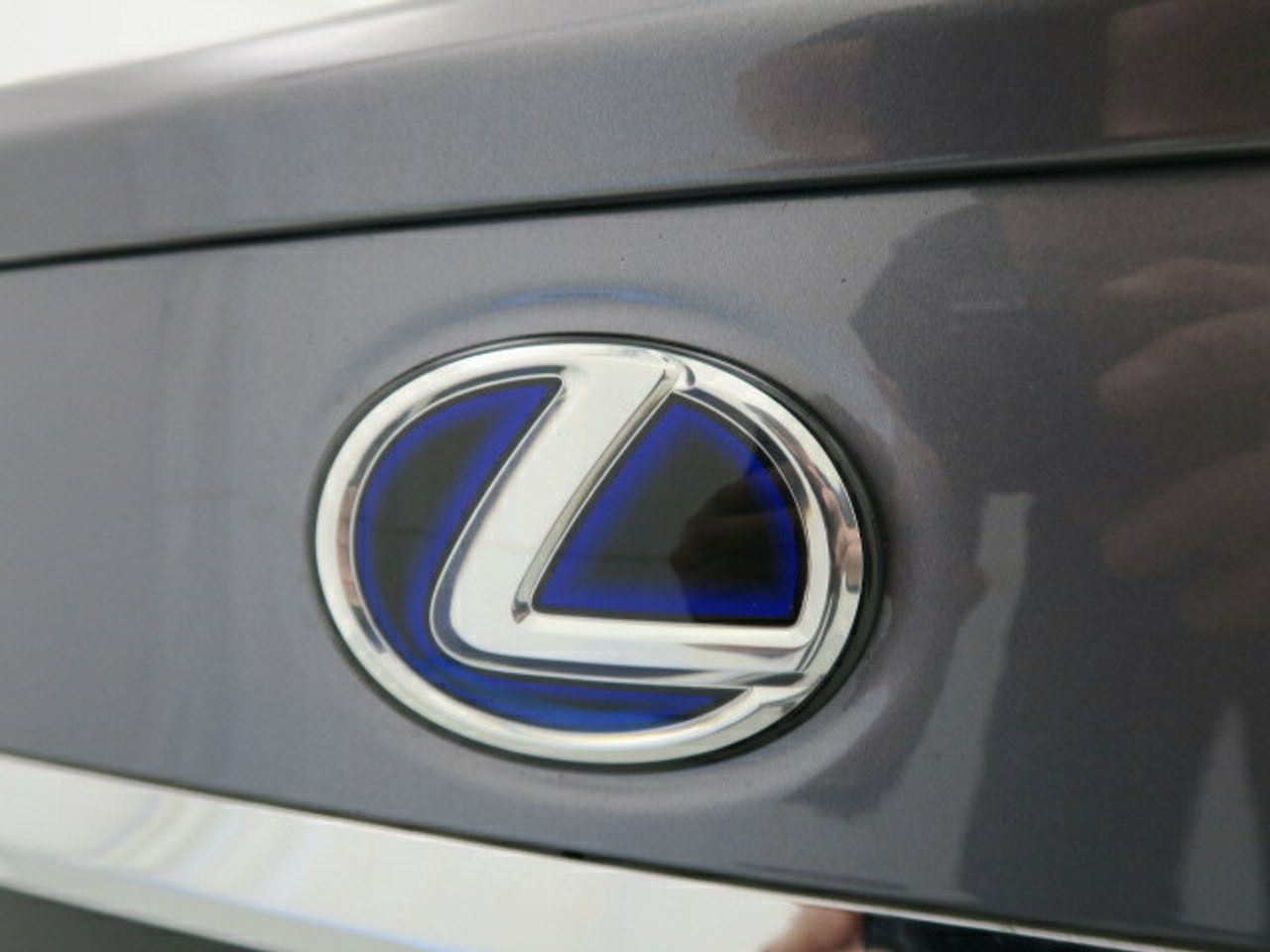 Lexus ES Sedan 2.5 300H LUXURY 218 4P - foto 25