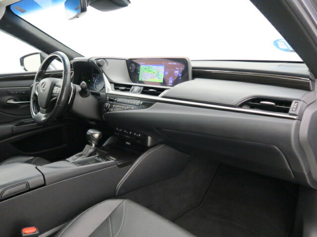 Lexus ES Sedan 2.5 300H LUXURY 218 4P - foto 17