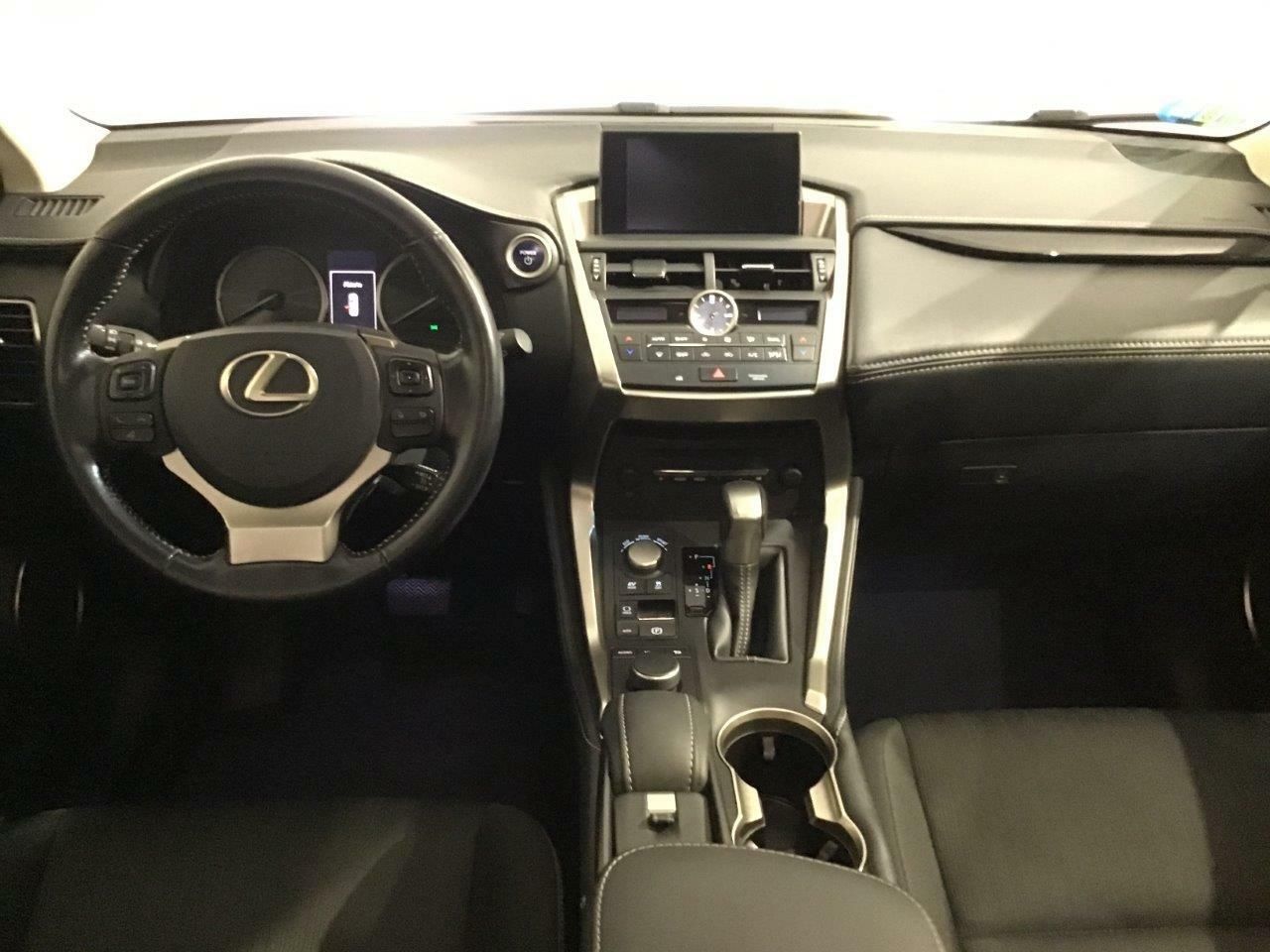 lexus nx 2016 / foto grande (3)