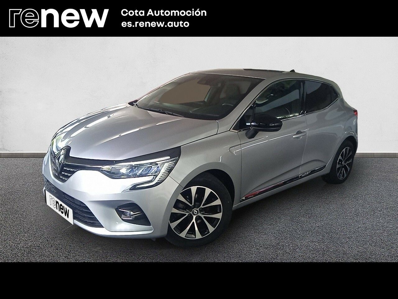 renault clio 2023 /