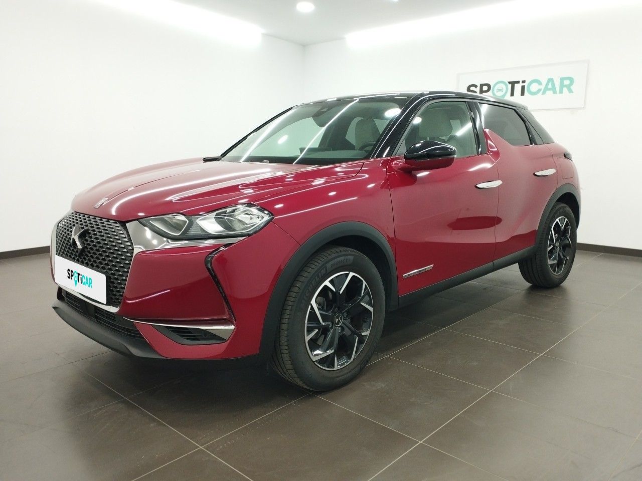 DS Automobiles DS 3 Crossback PureTech 73 kW Manual CONNECTED CHIC