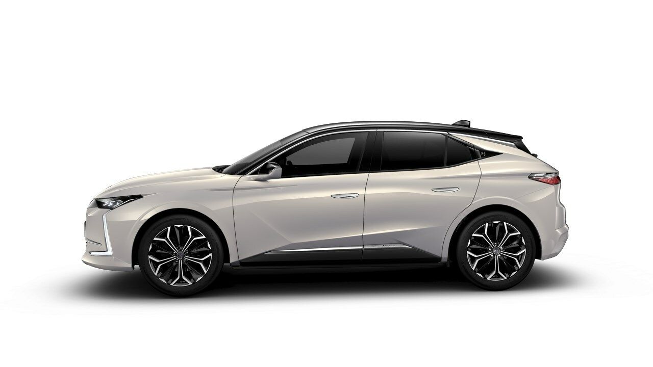 ds automobiles ds 4 2025 / foto grande (3)