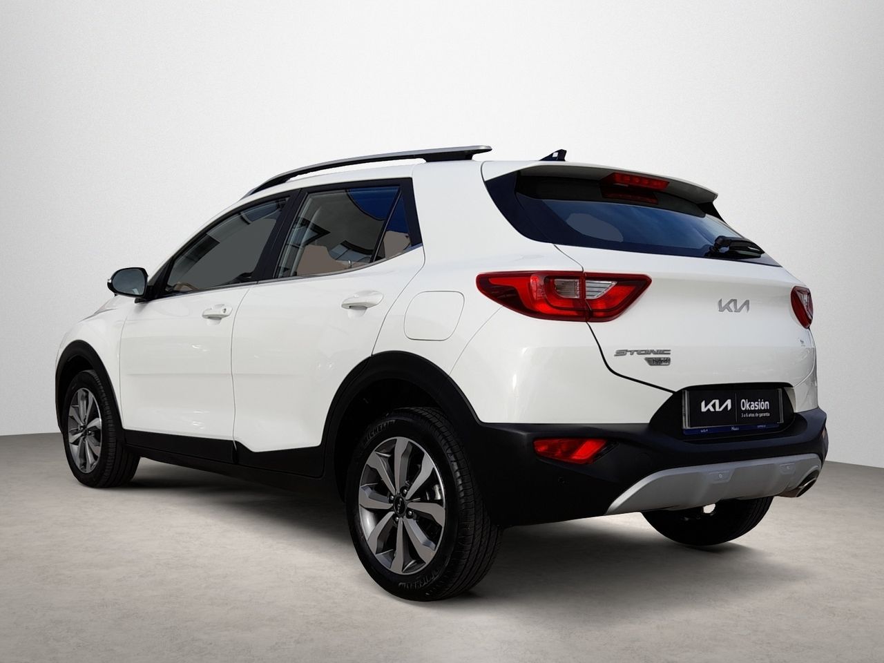 kia stonic 2024 / foto grande (2)