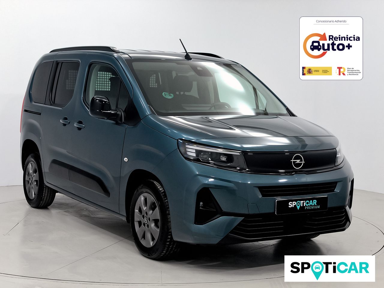 Sillon barbero  de segunda mano - opel combo cargo 2024 /