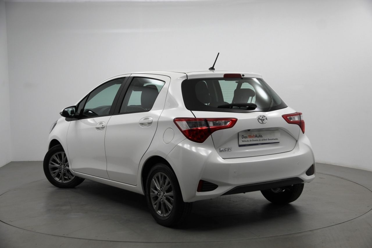 toyota yaris 2020 / foto grande (2)