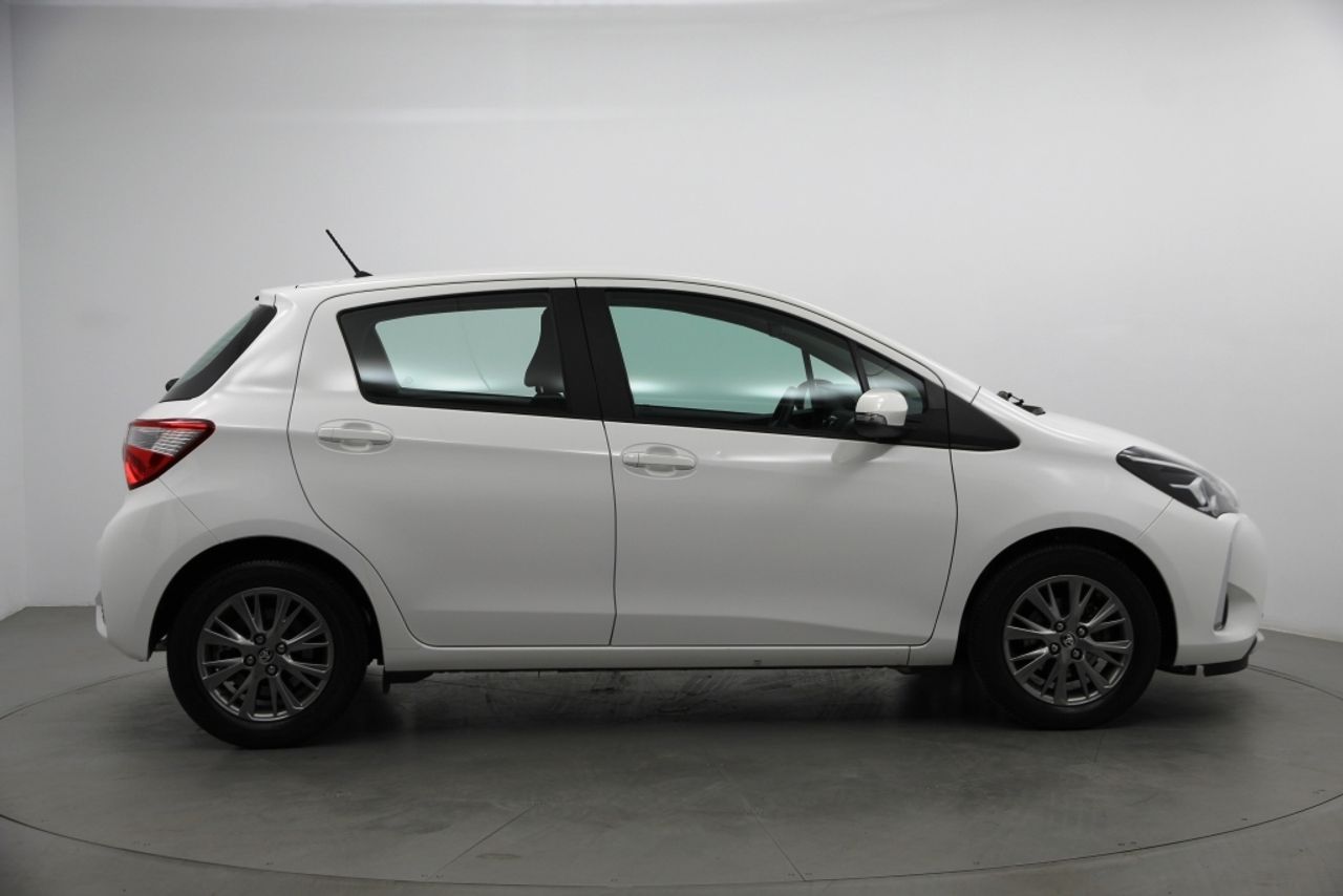 toyota yaris 2020 / foto grande (3)