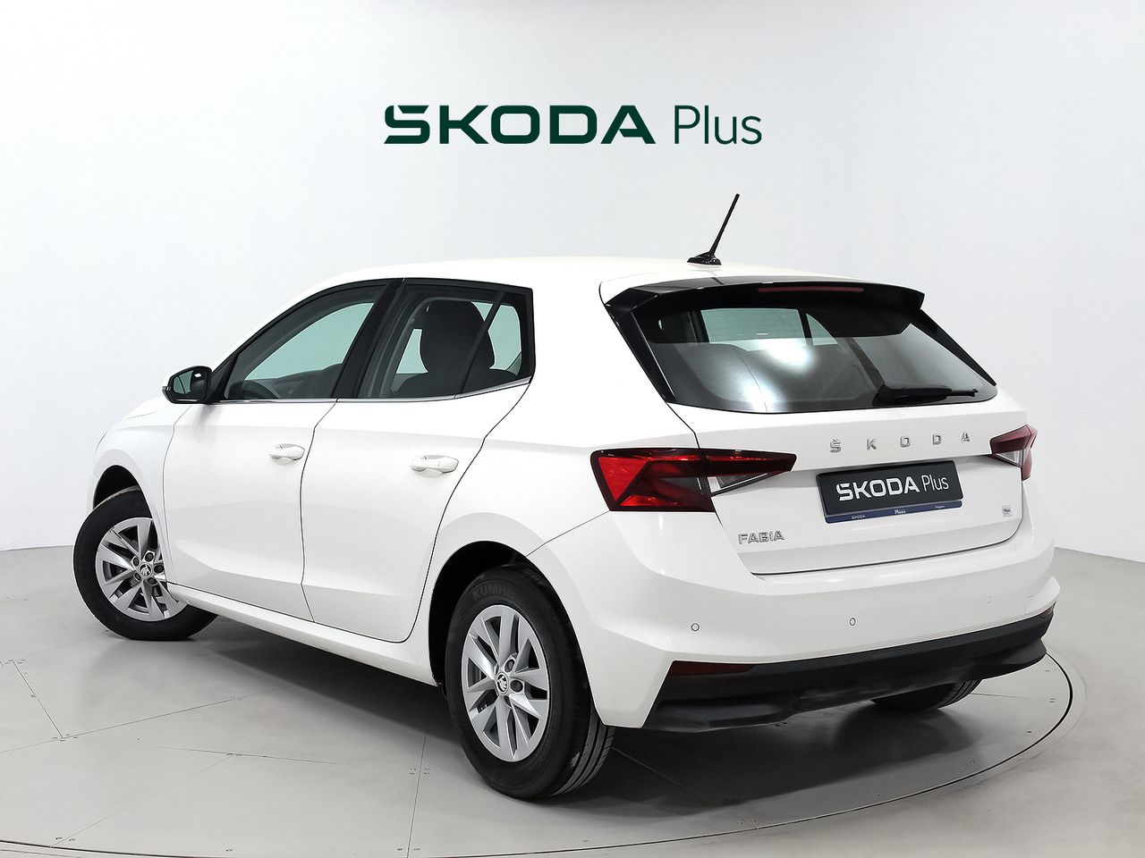 skoda fabia 2023 / foto grande (2)