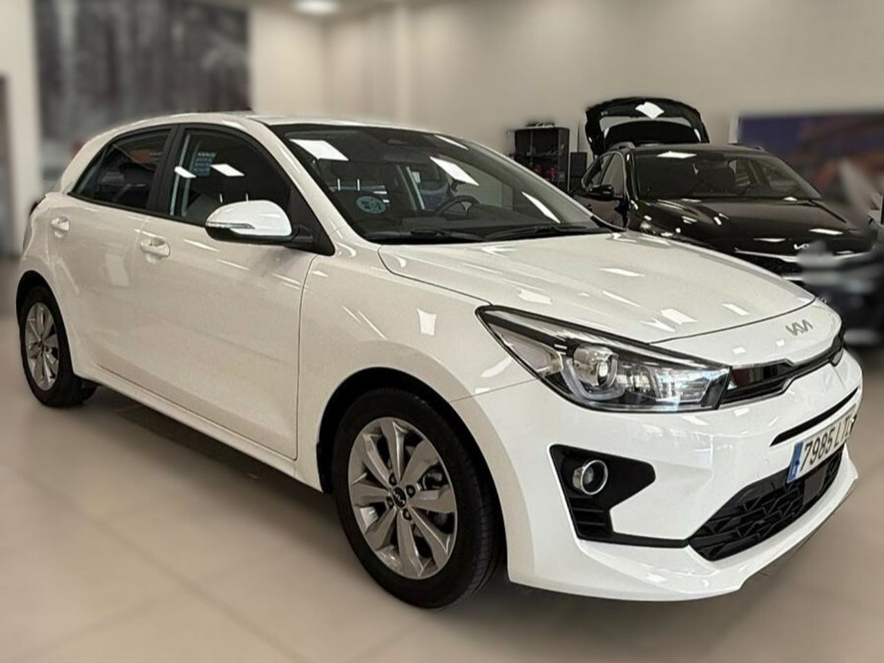 Foto kia rio 2021 /