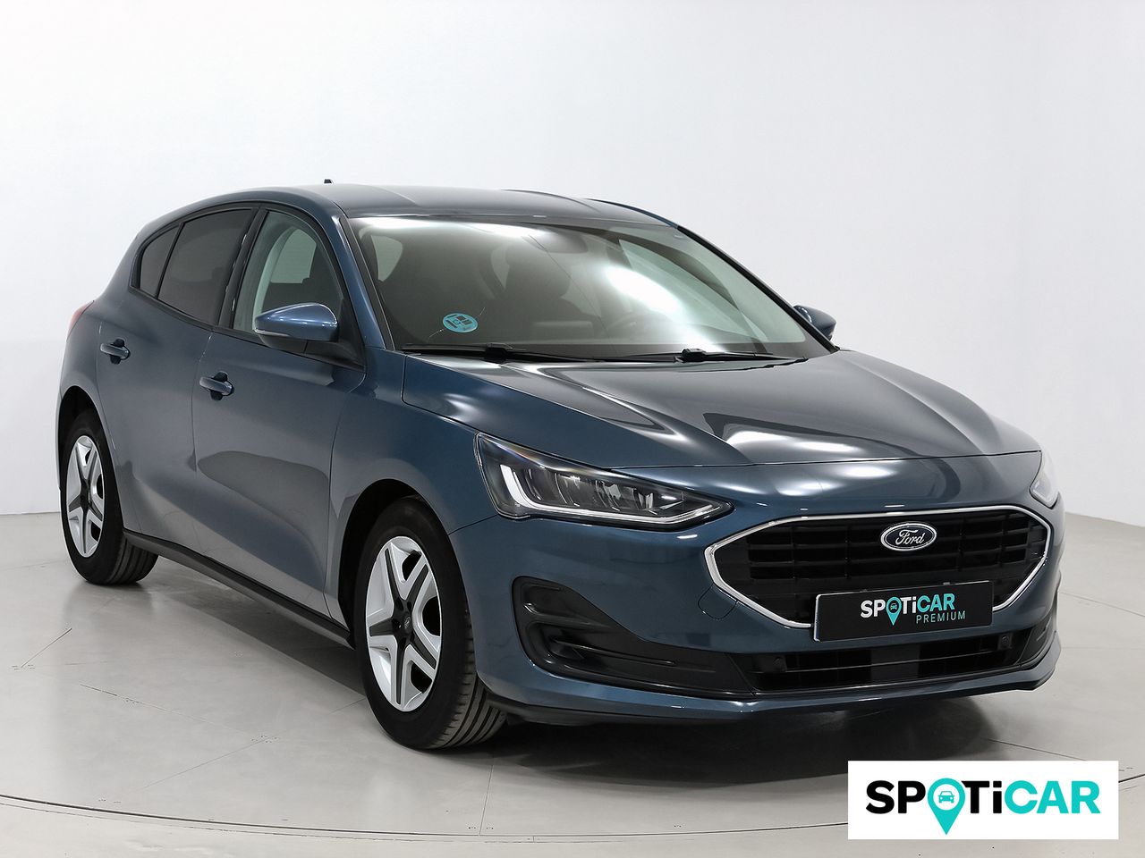 ford focus 2022 /