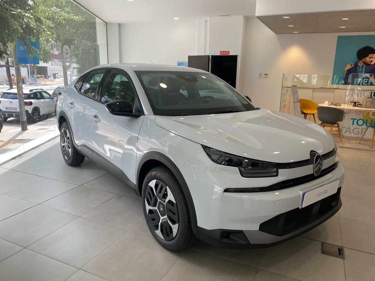 citroën c4 x 2025 / foto grande (2)