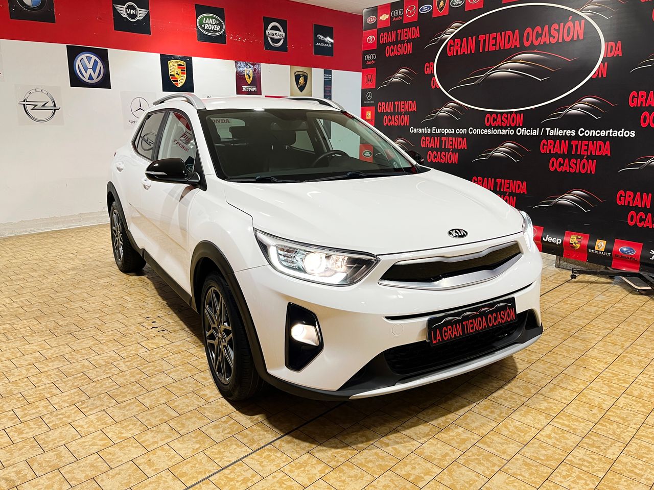 kia stonic 2020 / foto grande (3)