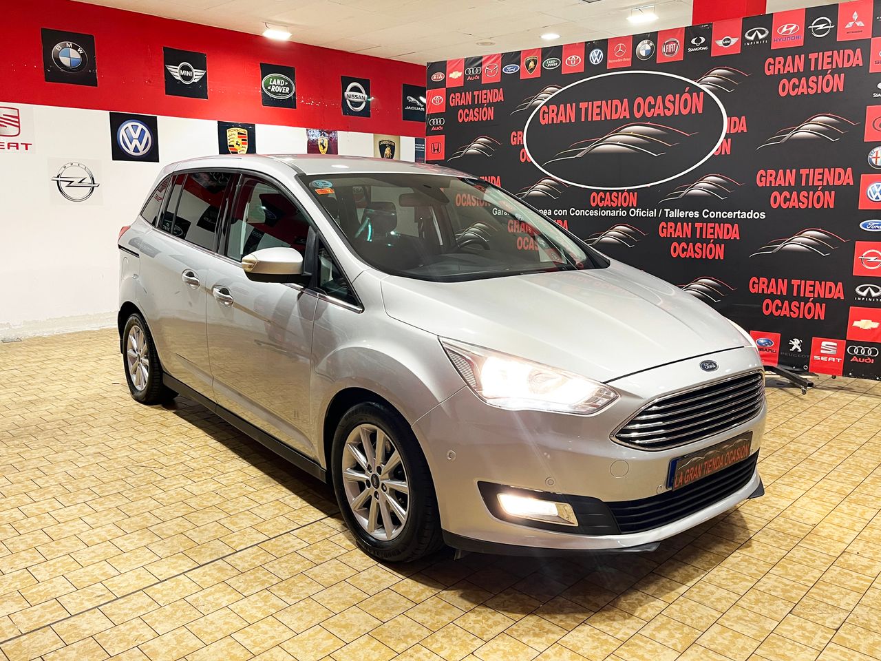 ford grand c-max 2017 / foto grande (3)