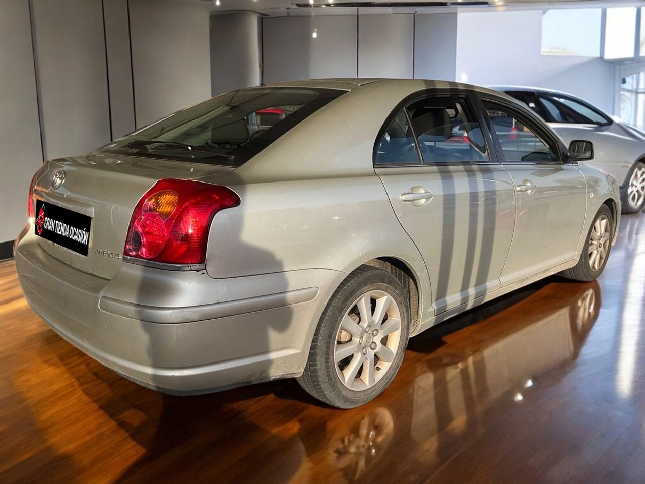 toyota avensis 2006 / foto grande (2)