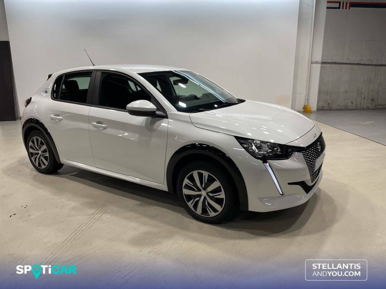 peugeot 208 2023 / foto grande (3)