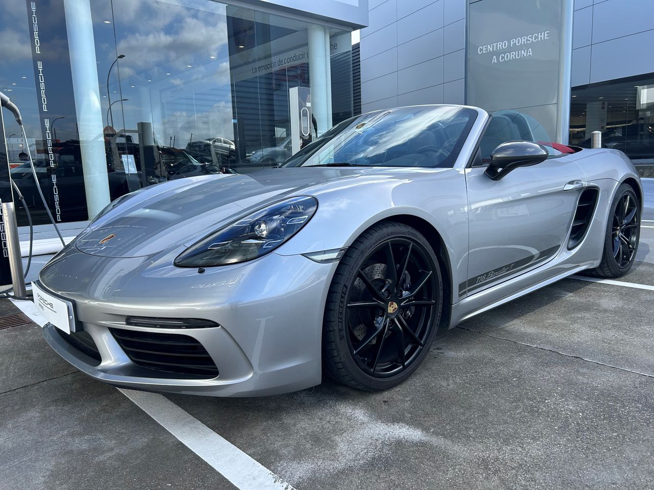foto de porsche 718 2023 de segunda mano