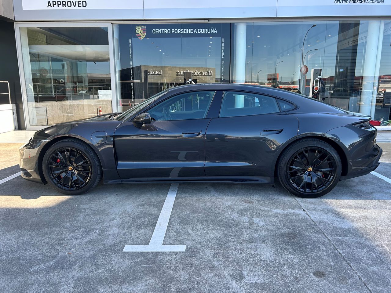 porsche taycan 2023 / foto grande (2)