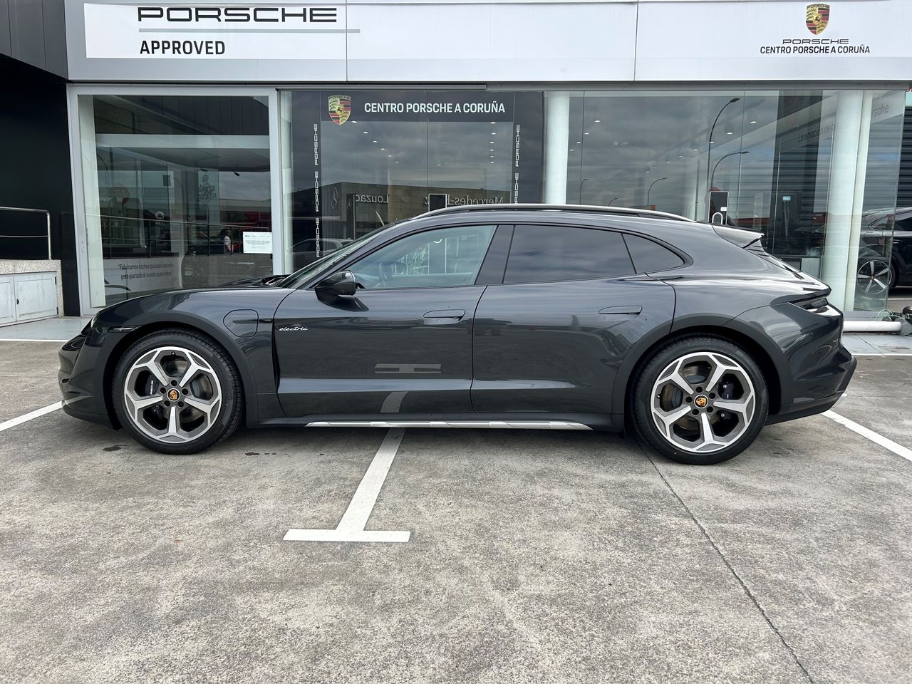 porsche taycan 2024 / foto grande (2)