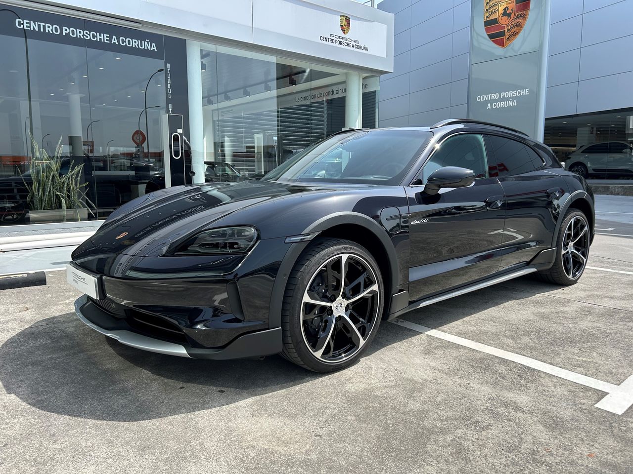 Foto porsche taycan 2024 /
