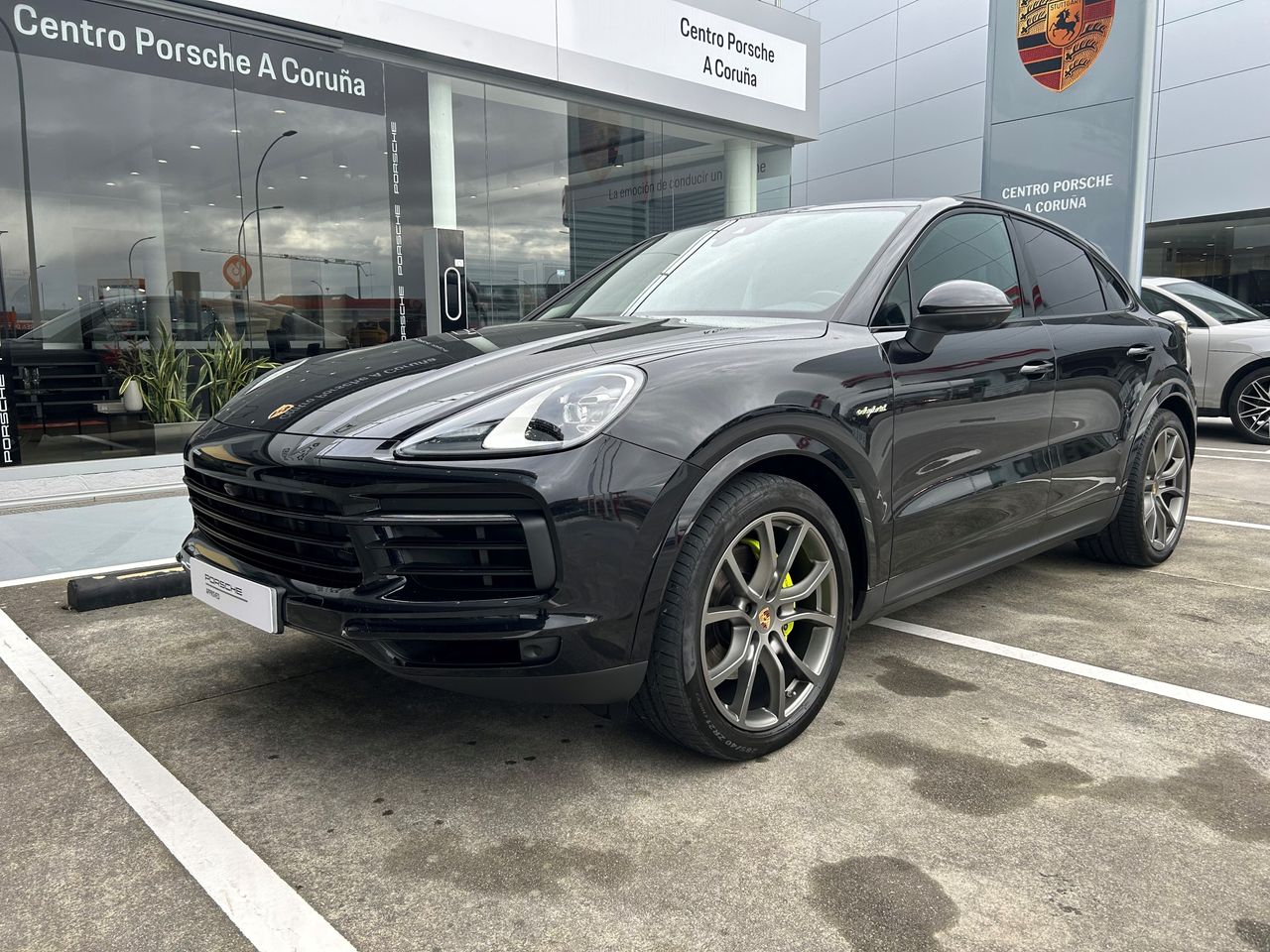 porsche cayenne coupé 2022 /