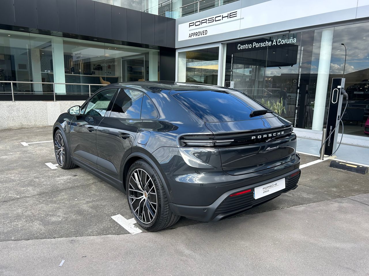 porsche macan 2024 / foto grande (2)