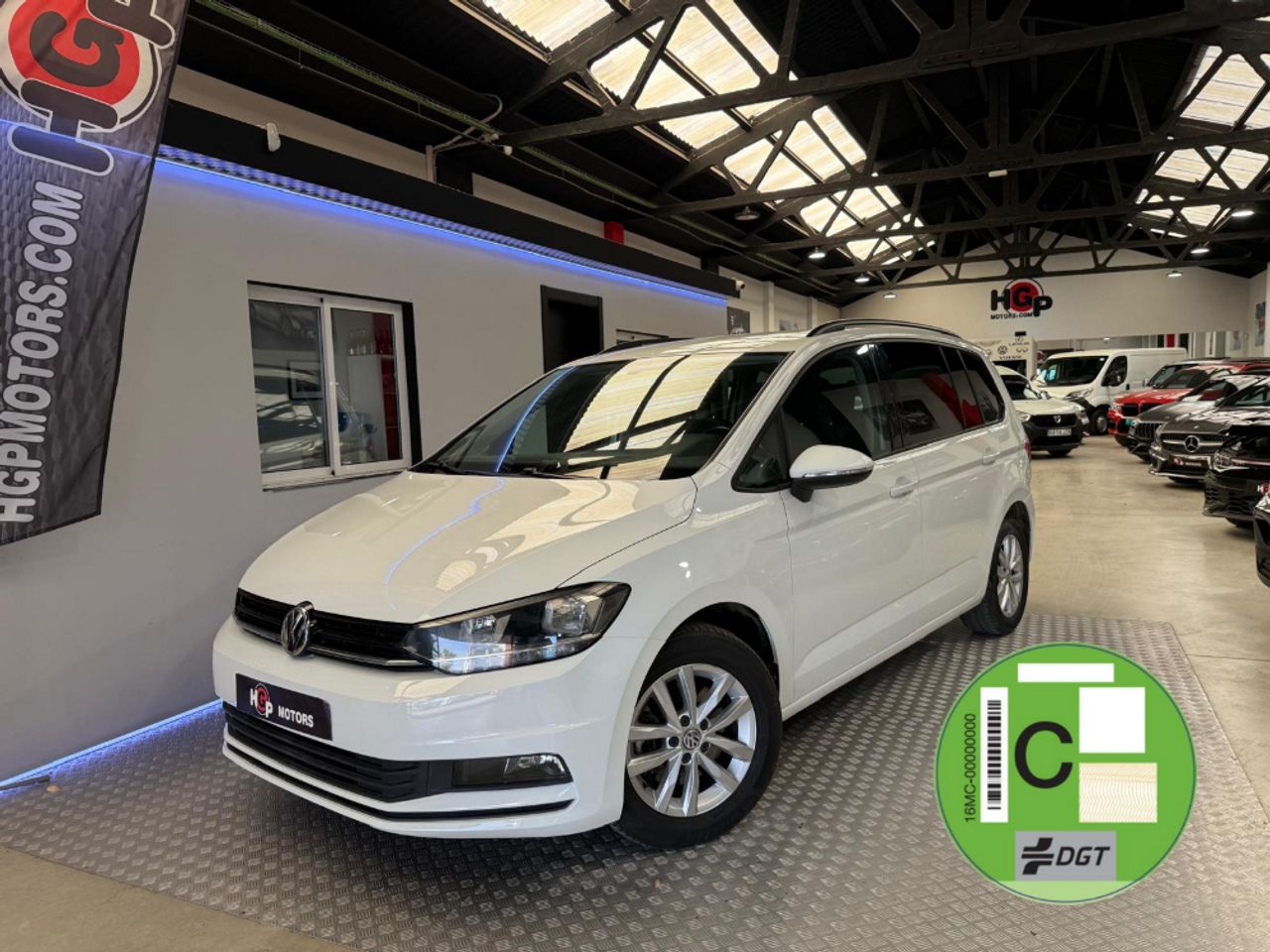 volkswagen touran 2017 /