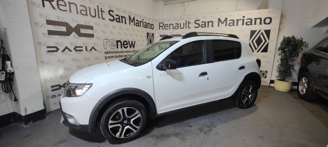 Dacia duster con asiento trasero 2 fila plegable  de segunda mano - dacia sandero 2020 /