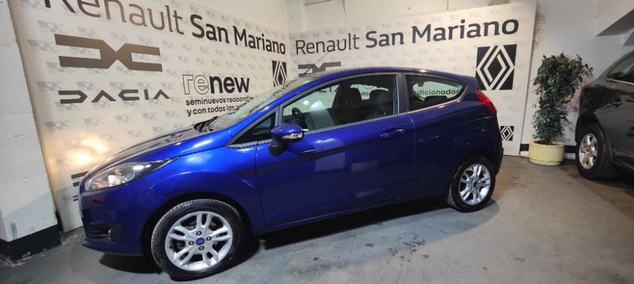 Fiesta 2015 con direccion asistida  de segunda mano - ford fiesta 2016 /