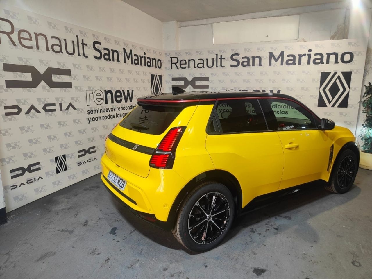 renault 5 e-tech 2025 / foto grande (3)