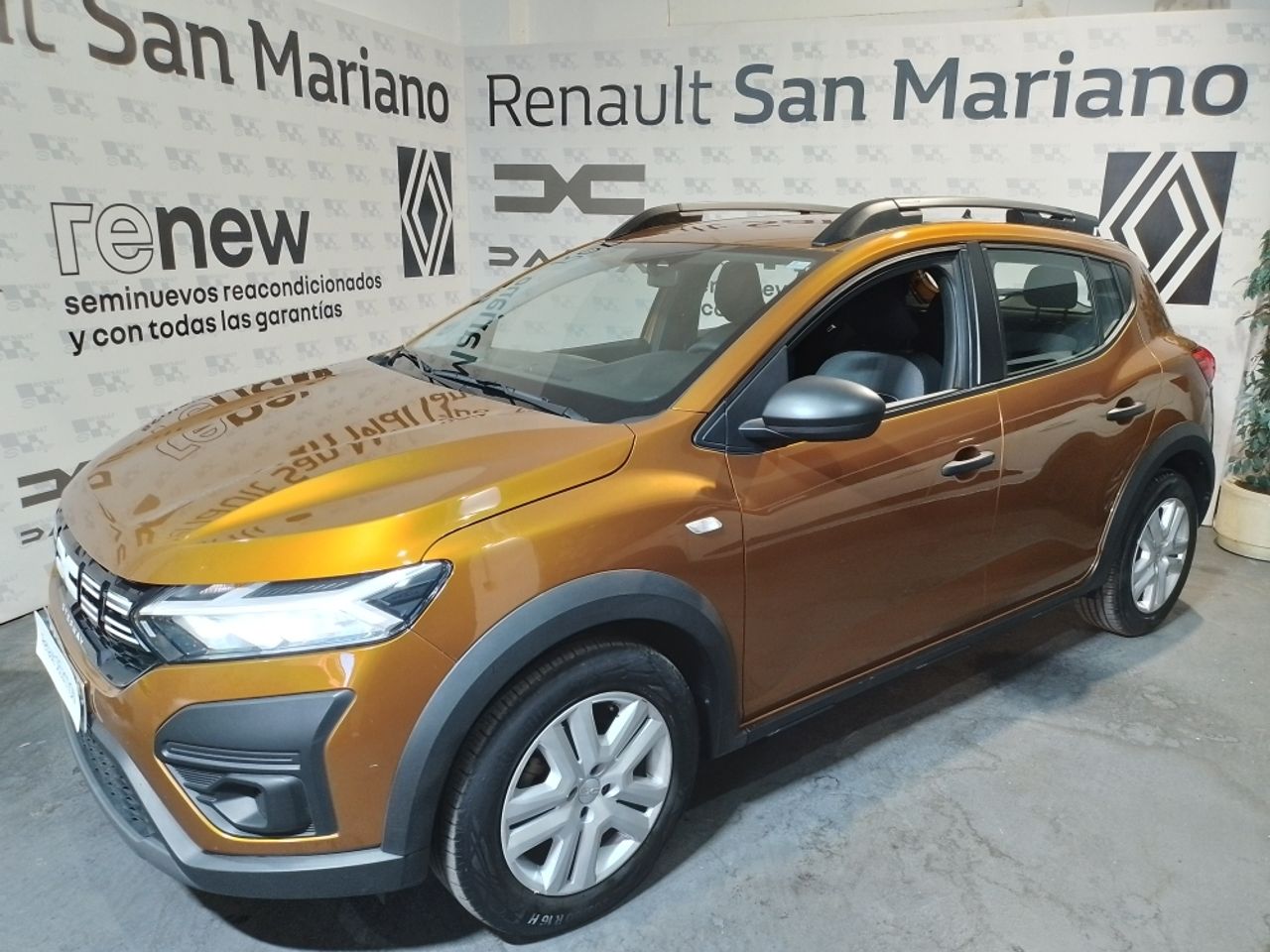 dacia sandero 2023 /