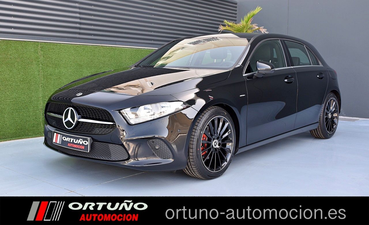 Mercedes Clase A 180 d Solution, Camara, Piel, Automatico 