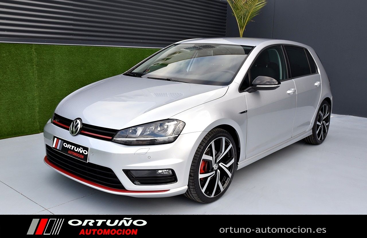 Volkswagen Golf Sport 2.0 TDI 150CV BMT DSG