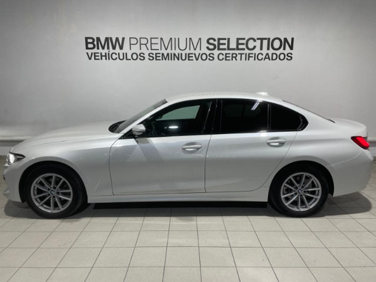 bmw serie 3 2024 / foto grande (3)
