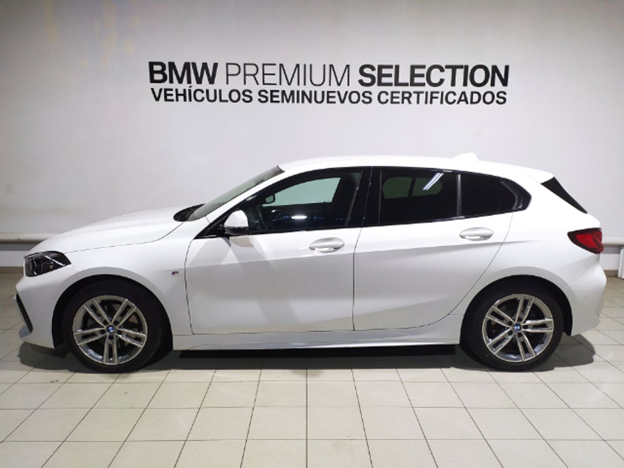 bmw serie 1 2024 / foto grande (3)