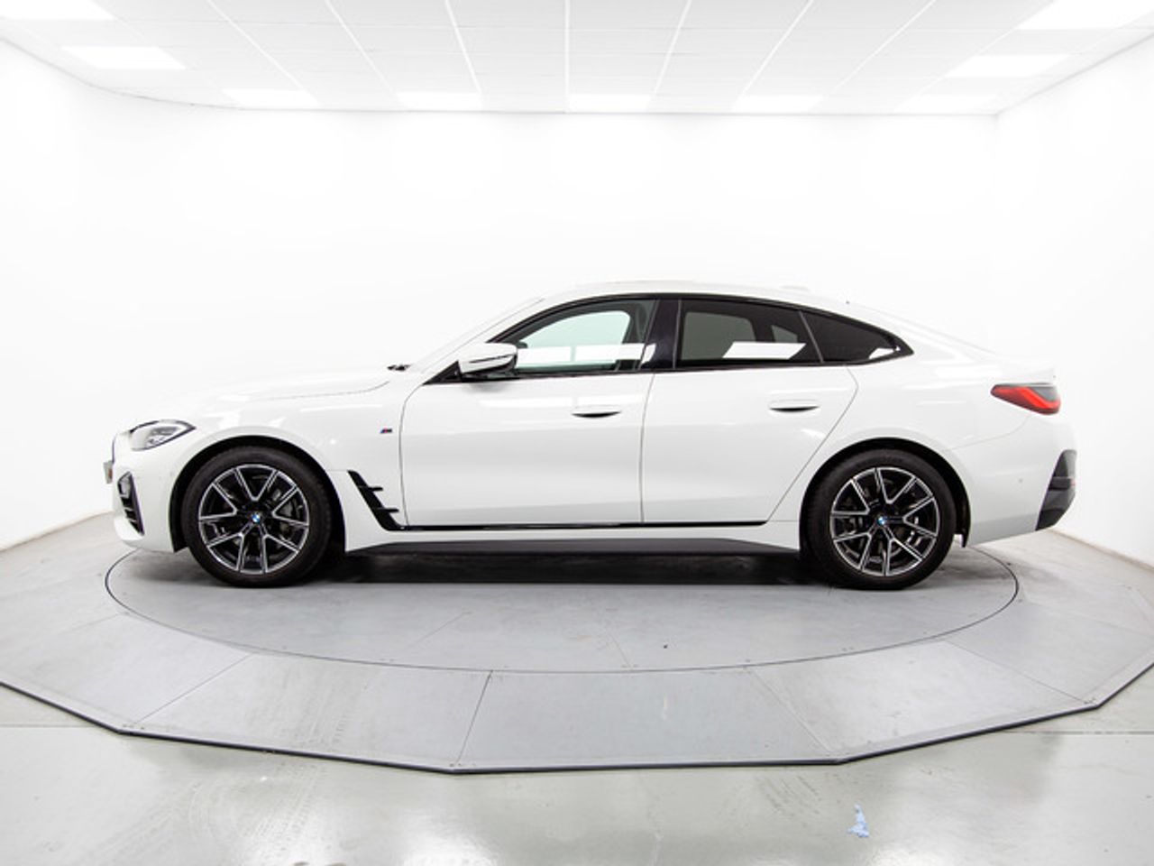 bmw serie 4 2024 / foto grande (3)