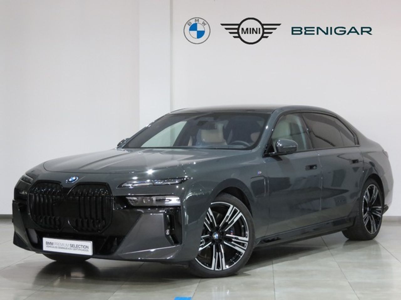 Foto bmw serie 7 2023 /