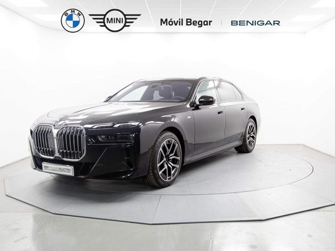 bmw serie 7 2023 /