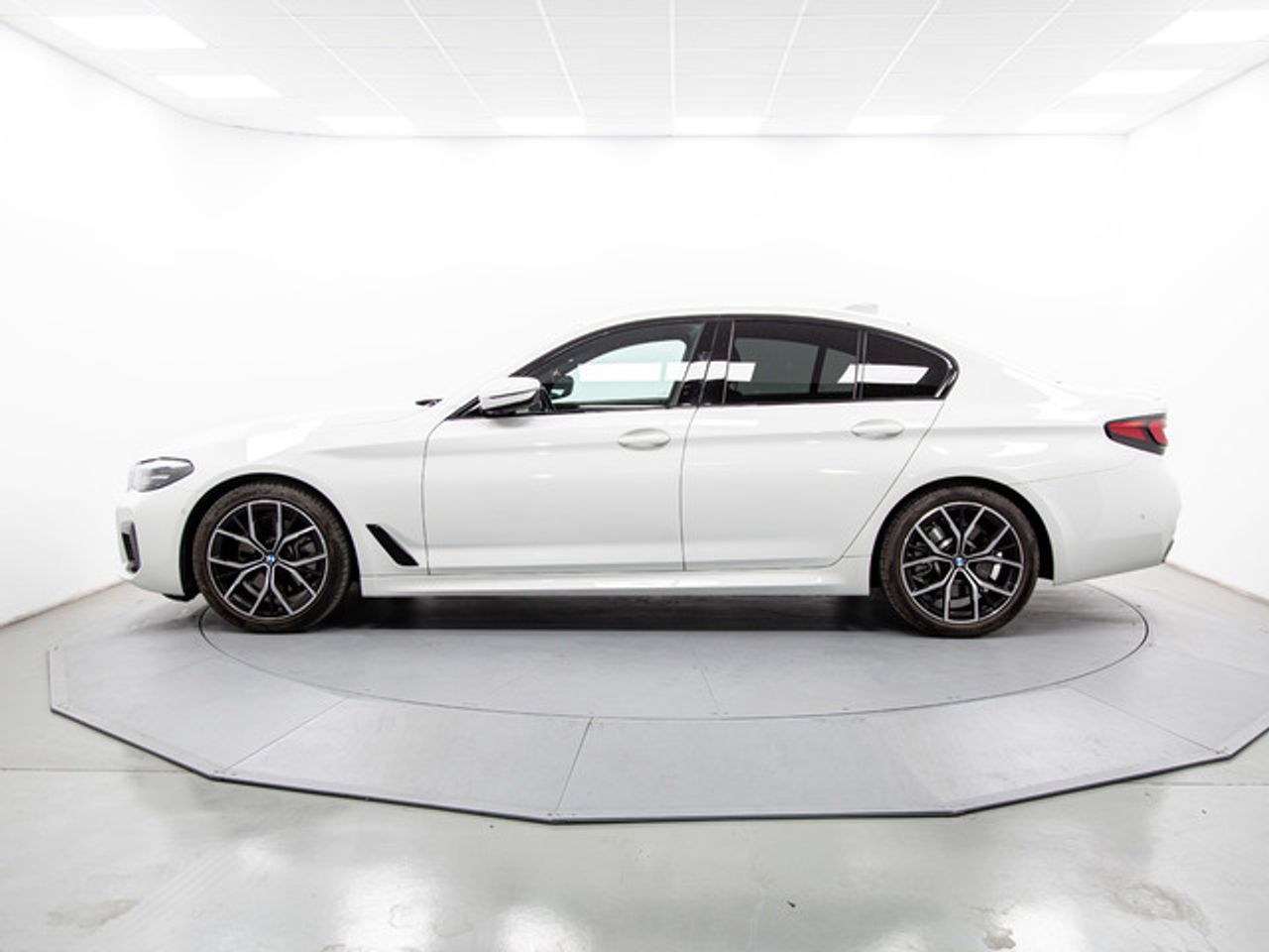 bmw serie 5 2021 / foto grande (3)