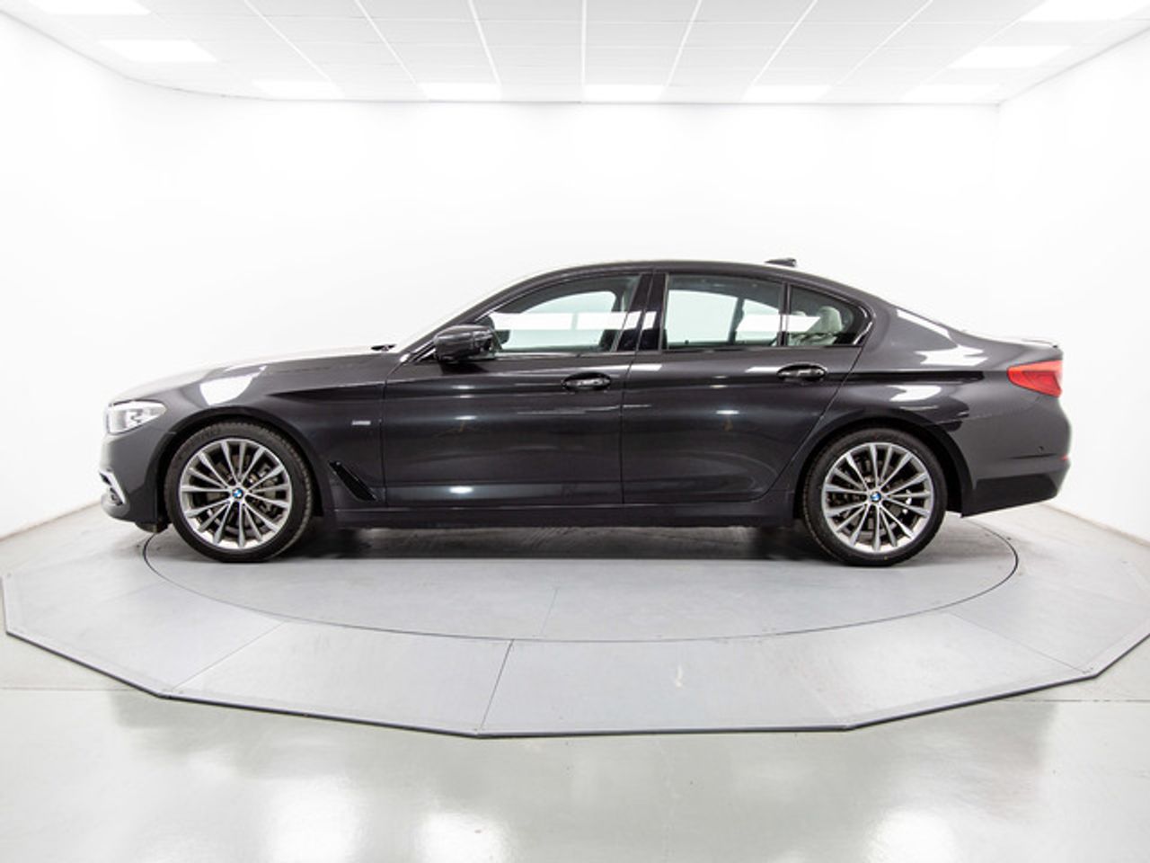 bmw serie 5 2016 / foto grande (3)