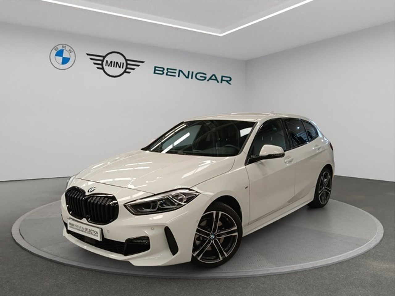 bmw serie 1 2024 /