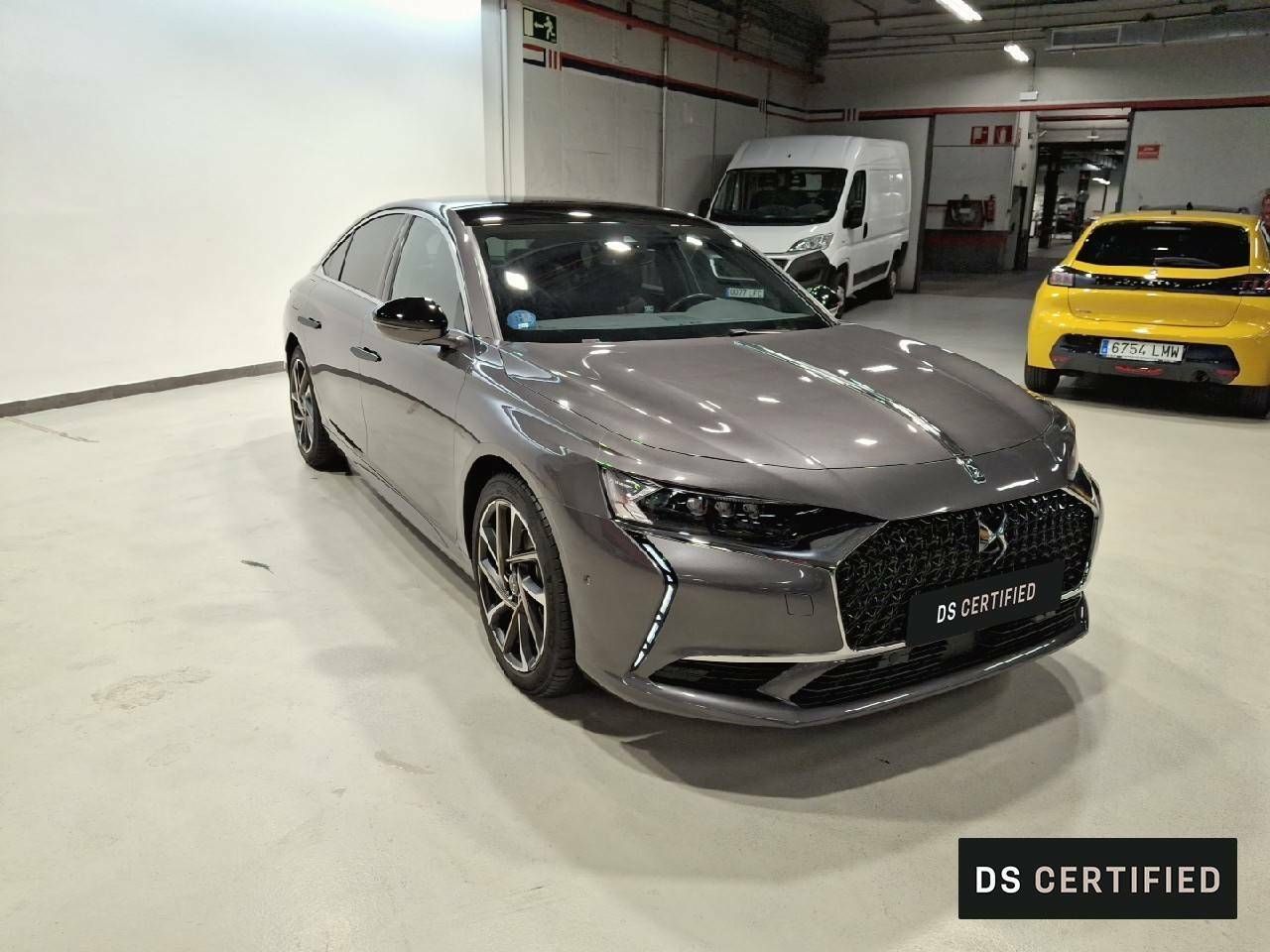 ds automobiles ds 9 2023 / foto grande (3)