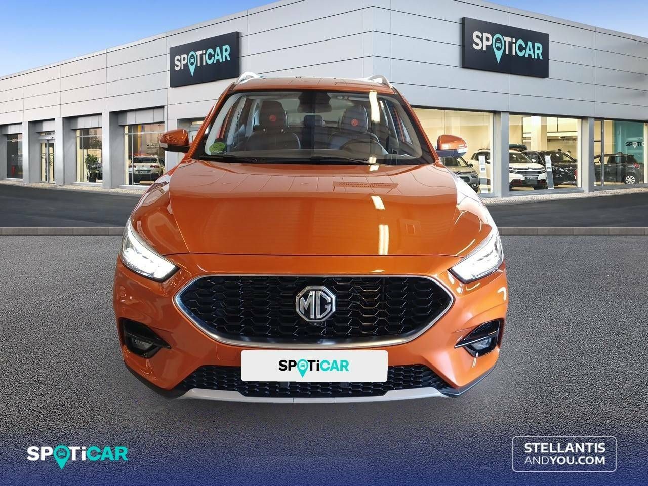 mg zs 2023 / foto grande (2)
