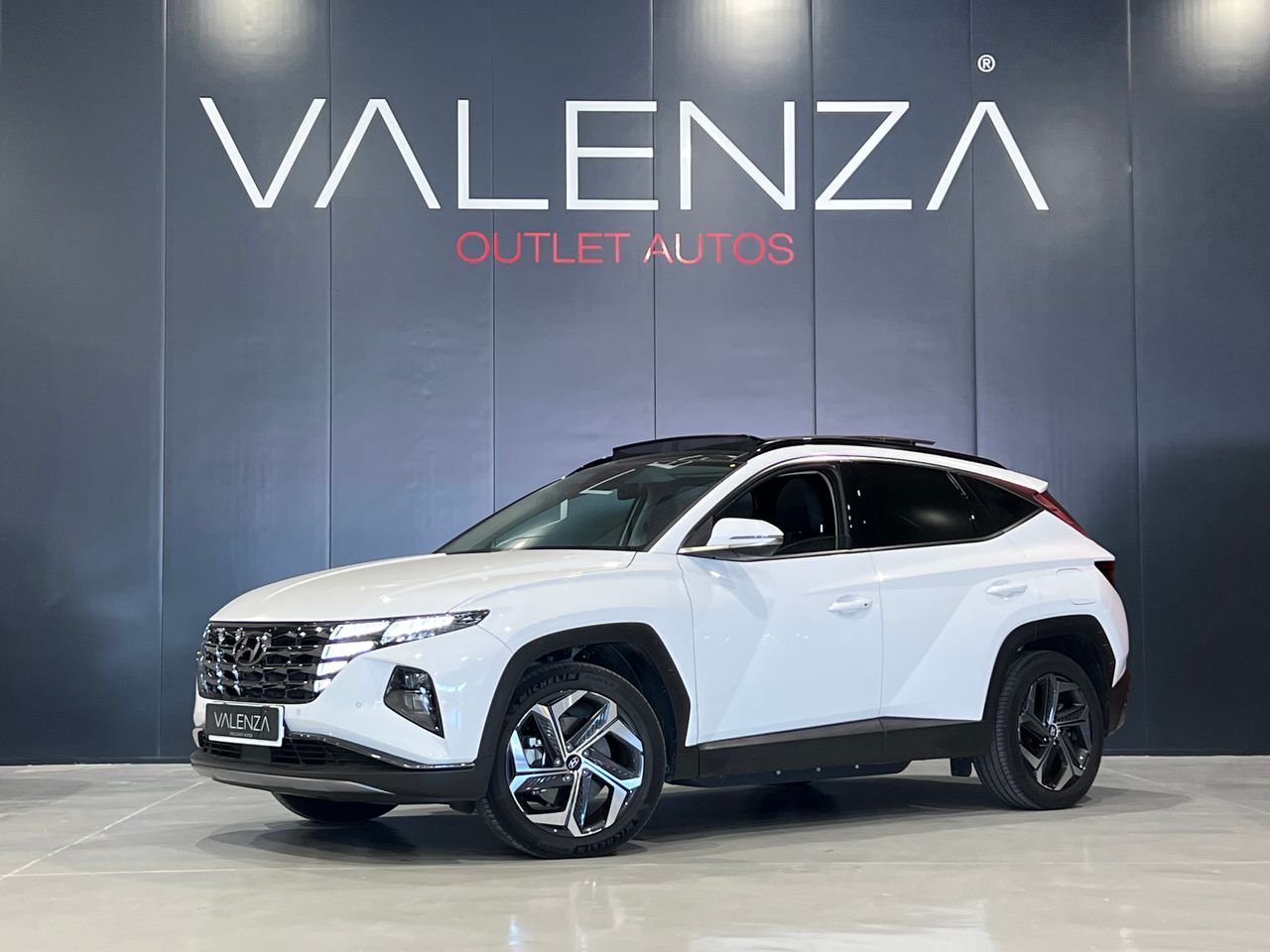 Camisa de cuadros con bolsillo  de segunda mano - hyundai tucson 2021 /