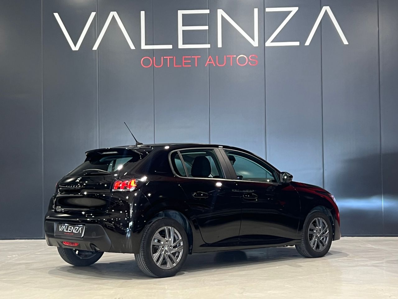 peugeot 208 2022 / foto grande (3)