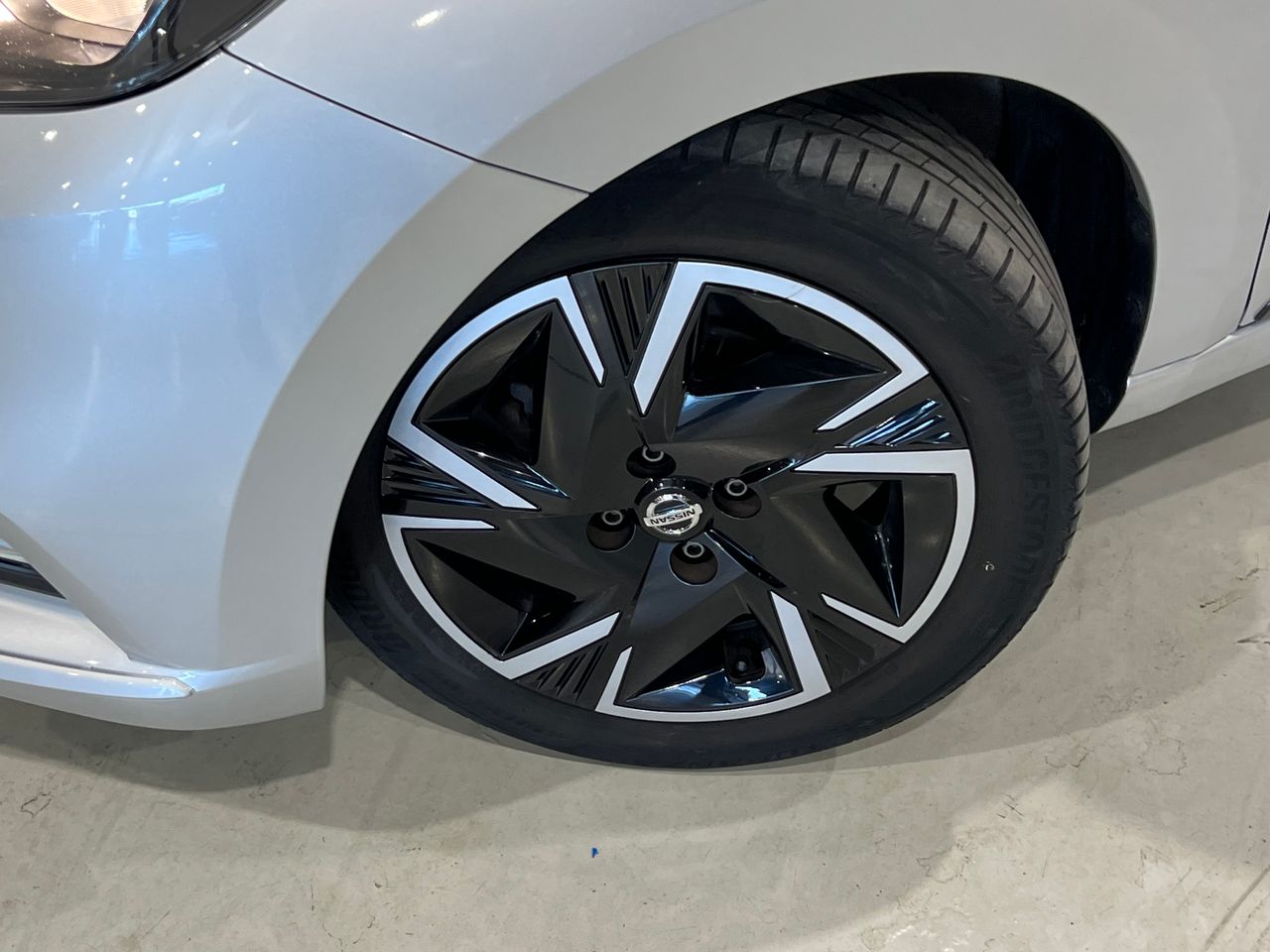 nissan micra 2023 / foto grande (3)