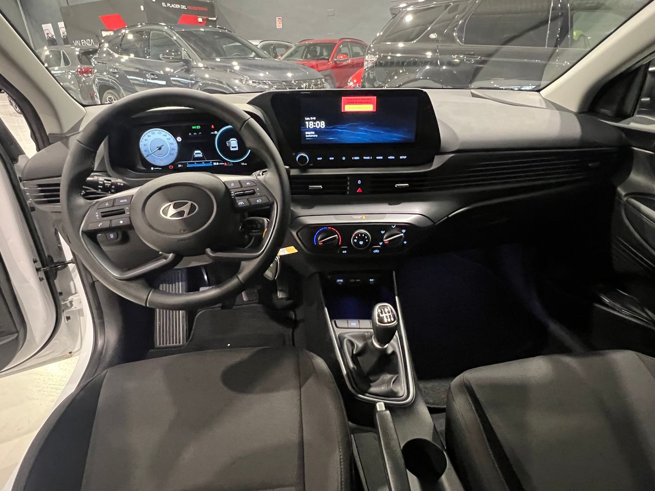 hyundai i20 2025 / foto grande (3)